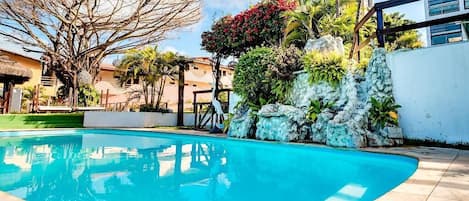2 outdoor pools, pool umbrellas, pool loungers