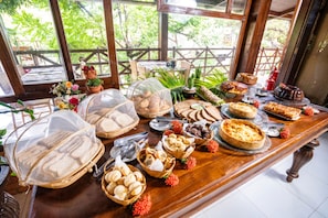 Frokostbuffé er inkludert hver dag