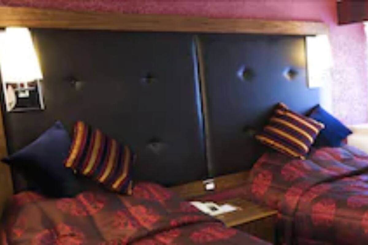Standaard Twin kamer, 2 eenpersoonsbedden | 1 slaapkamer, een kluis op de kamer