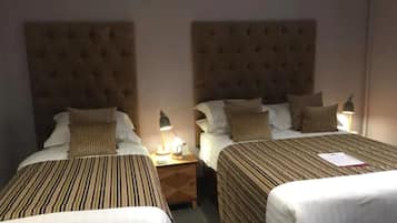 Kamar Double Standar | 1 kamar tidur dan brankas