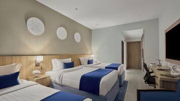 1 bedroom, Egyptian cotton sheets, premium bedding, in-room safe
