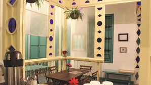 Breakfast area - Pension Nuevo Pino (Seville)