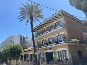 Majoituspaikan julkisivu