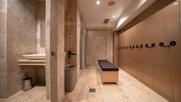 Turkish bath/hammam, aromatherapy, hot stone massages
