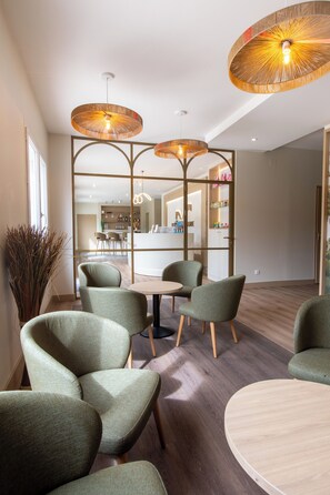 Reception - Domaine de la Courbe Hôtel & Spa (Le Lude)