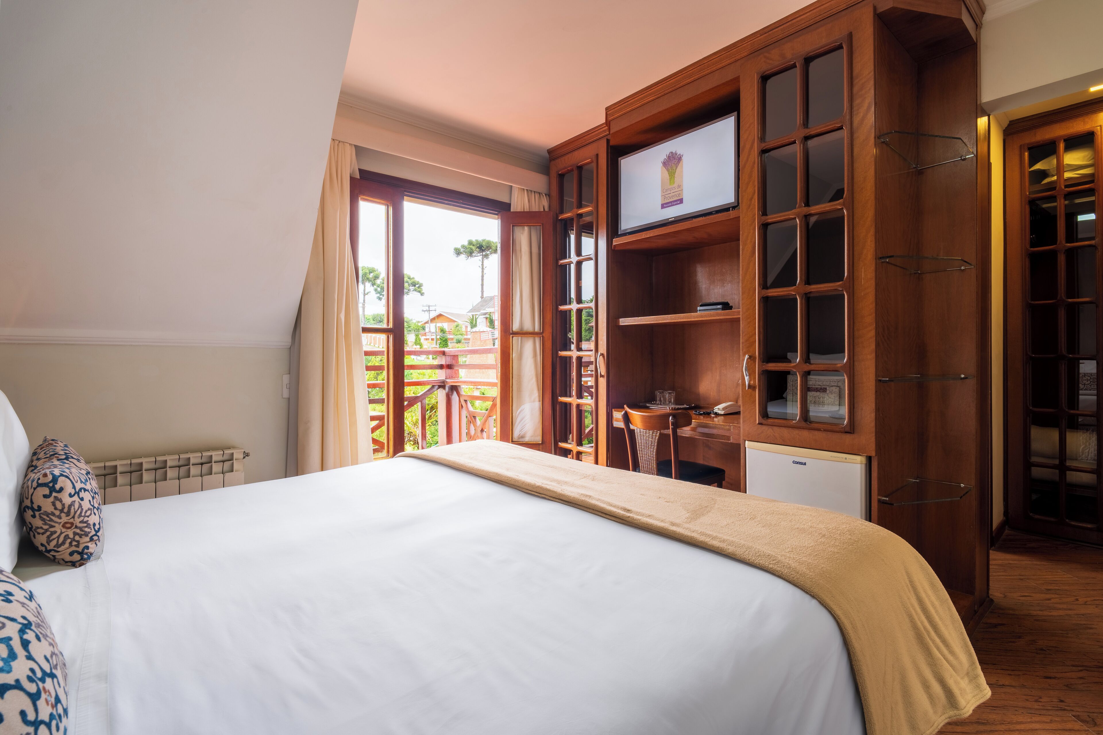 Photo - Pousada Campos de Provence Campos do Jordão