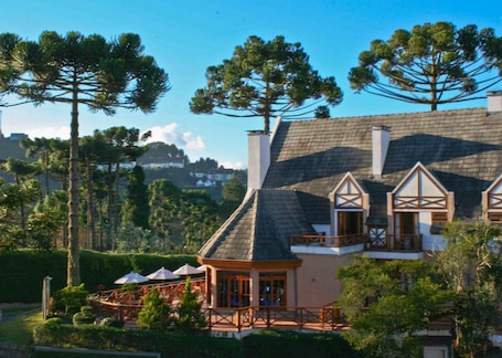 View from property. Pousada Campos De Provence
