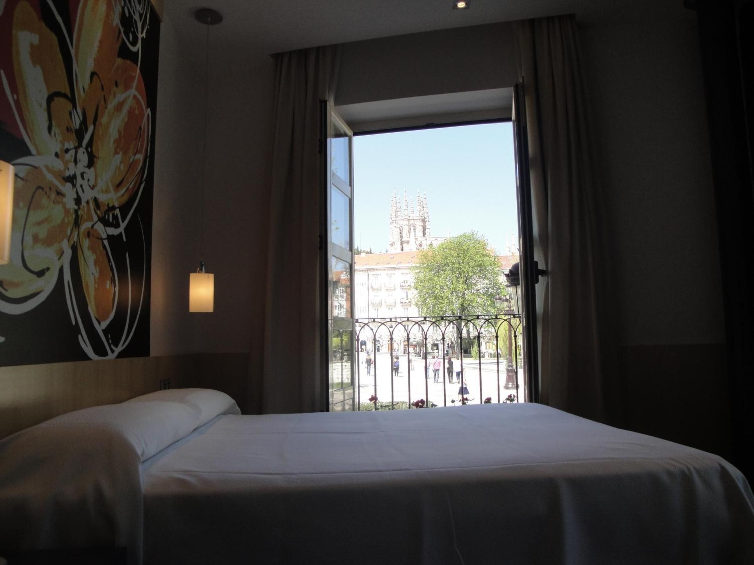 in-room safe, desk, soundproofing, cots/infant beds