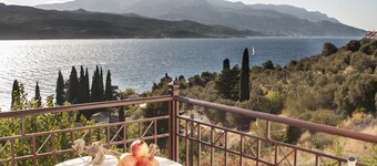 Scorpios Hotel & Suites