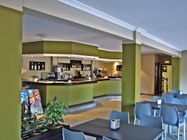 Colazione a buffet inclusa, servita tutte le mattine 