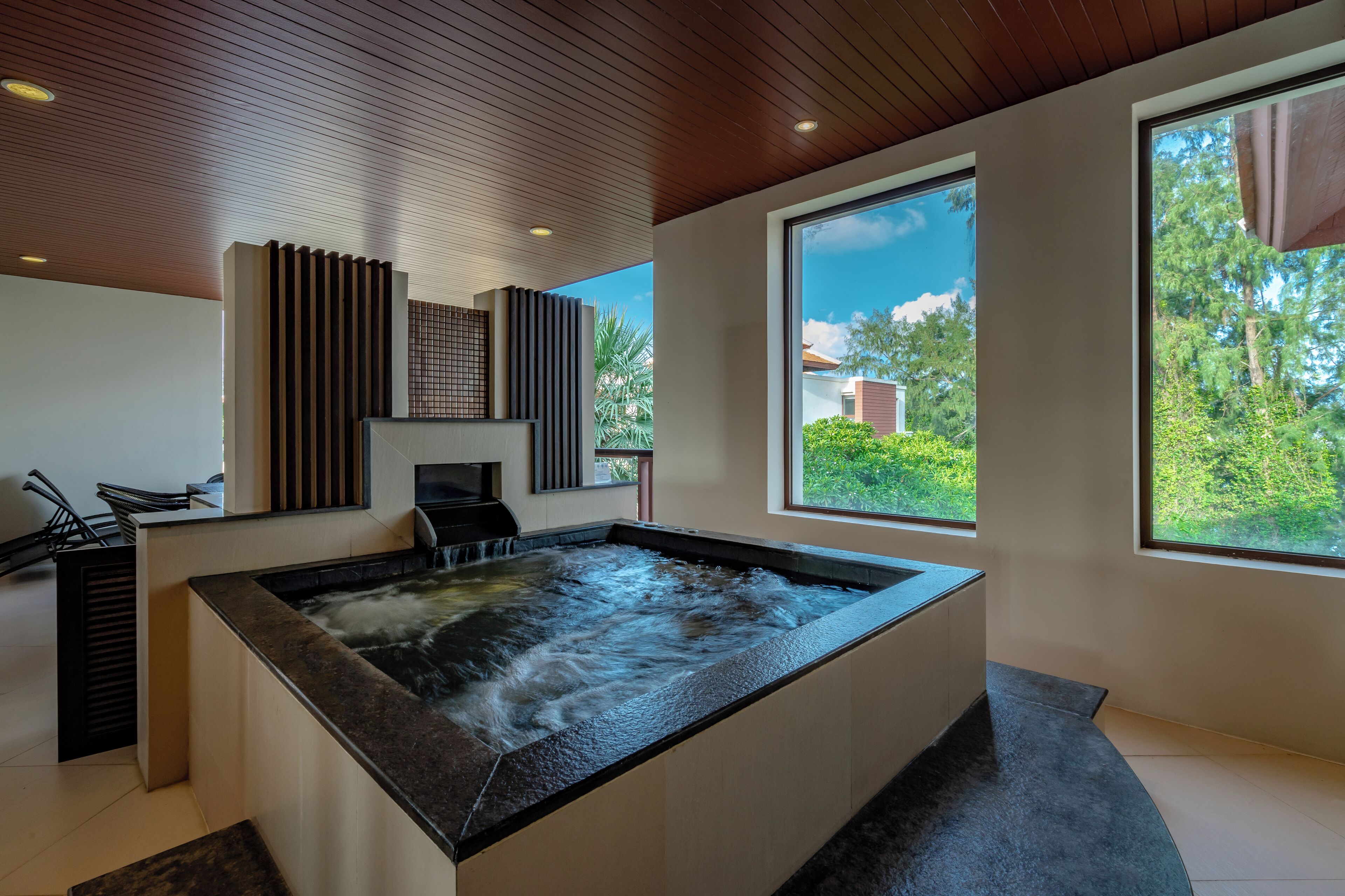 Ático, 3 habitaciones, bañera de hidromasaje, vistas al mar | Terraza o patio