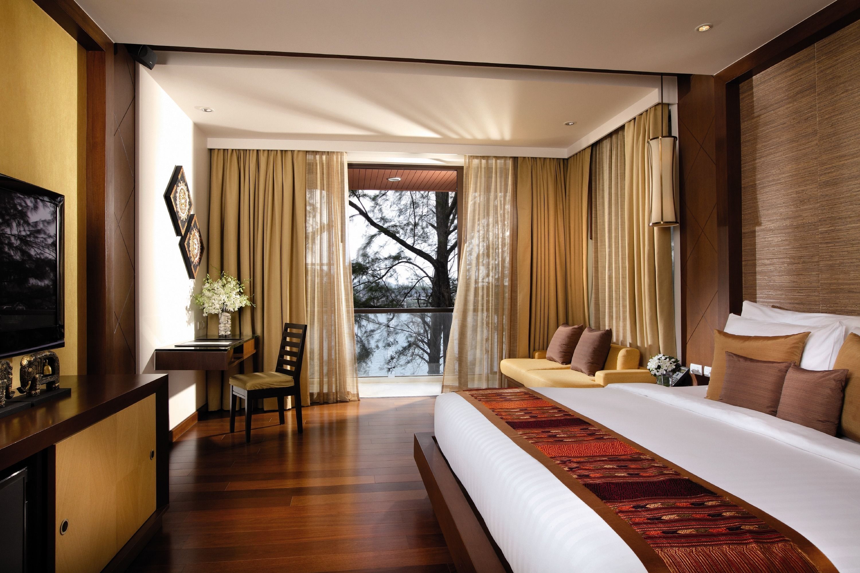 room, 3 bedrooms (residence) | 1 bedroom, minibar, in-room safe, desk