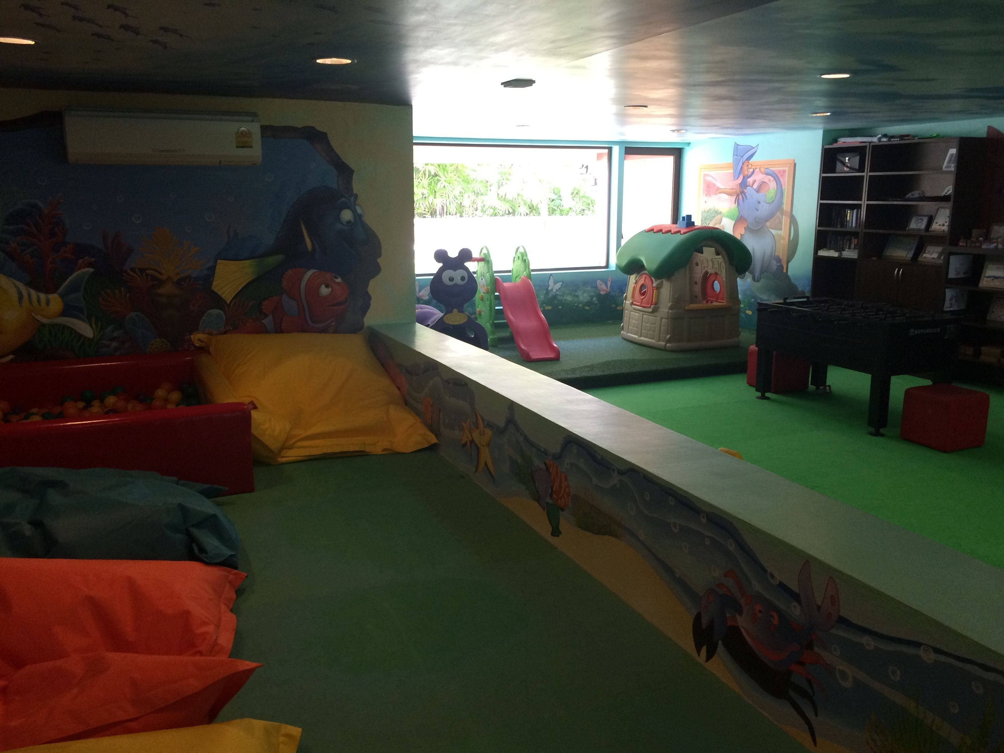 children’s play area – indoor