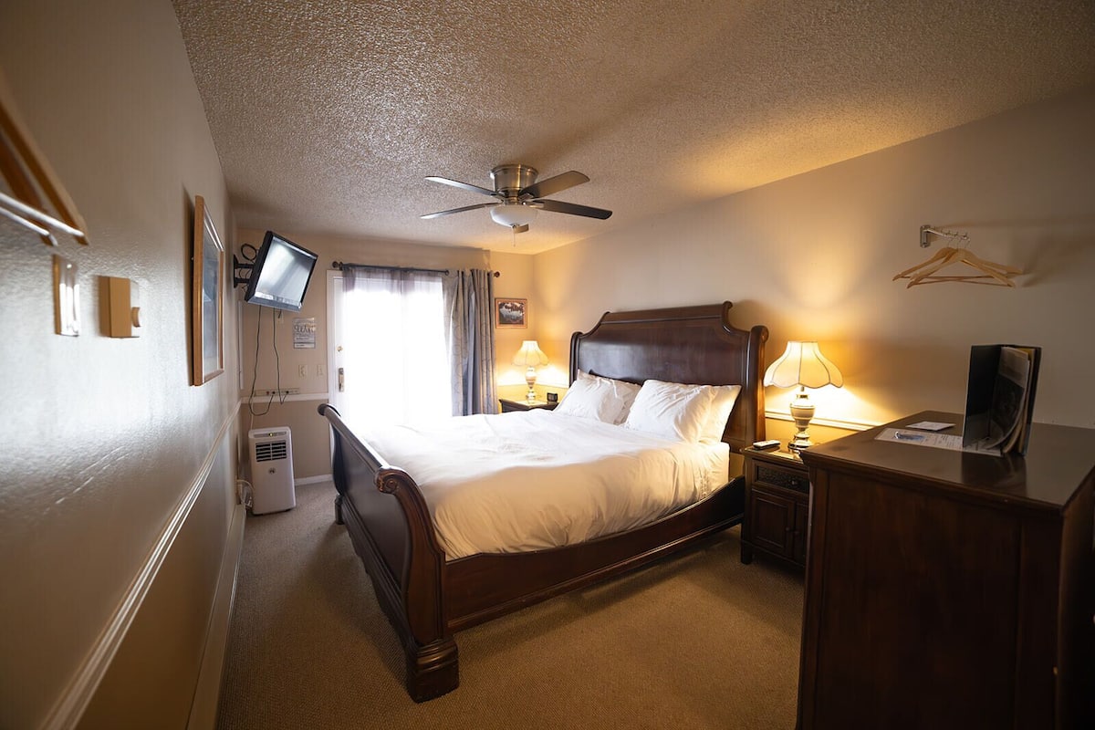 Blackout curtains, iron/ironing board (on request), free WiFi