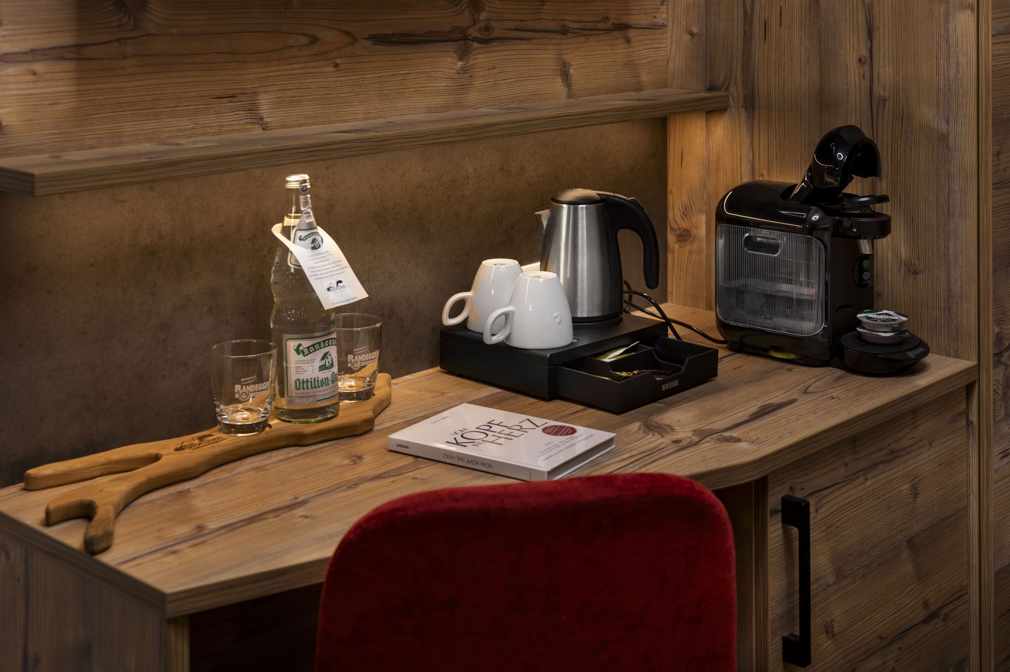 standard double room | in-room safe, blackout curtains, free wifi, bed sheets