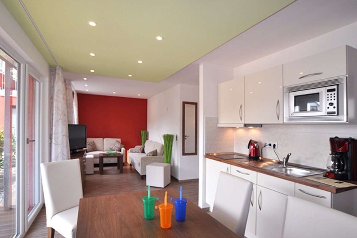 Premium Apartment | In-room safe, blackout drapes, WiFi (free), bed sheets
