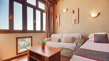 1 bedroom, laptop workspace, free WiFi, bed sheets