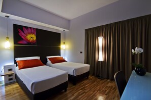 Premium bedding, minibar, in-room safe, individually furnished - Hotel Gravina San Pietro (Rome)