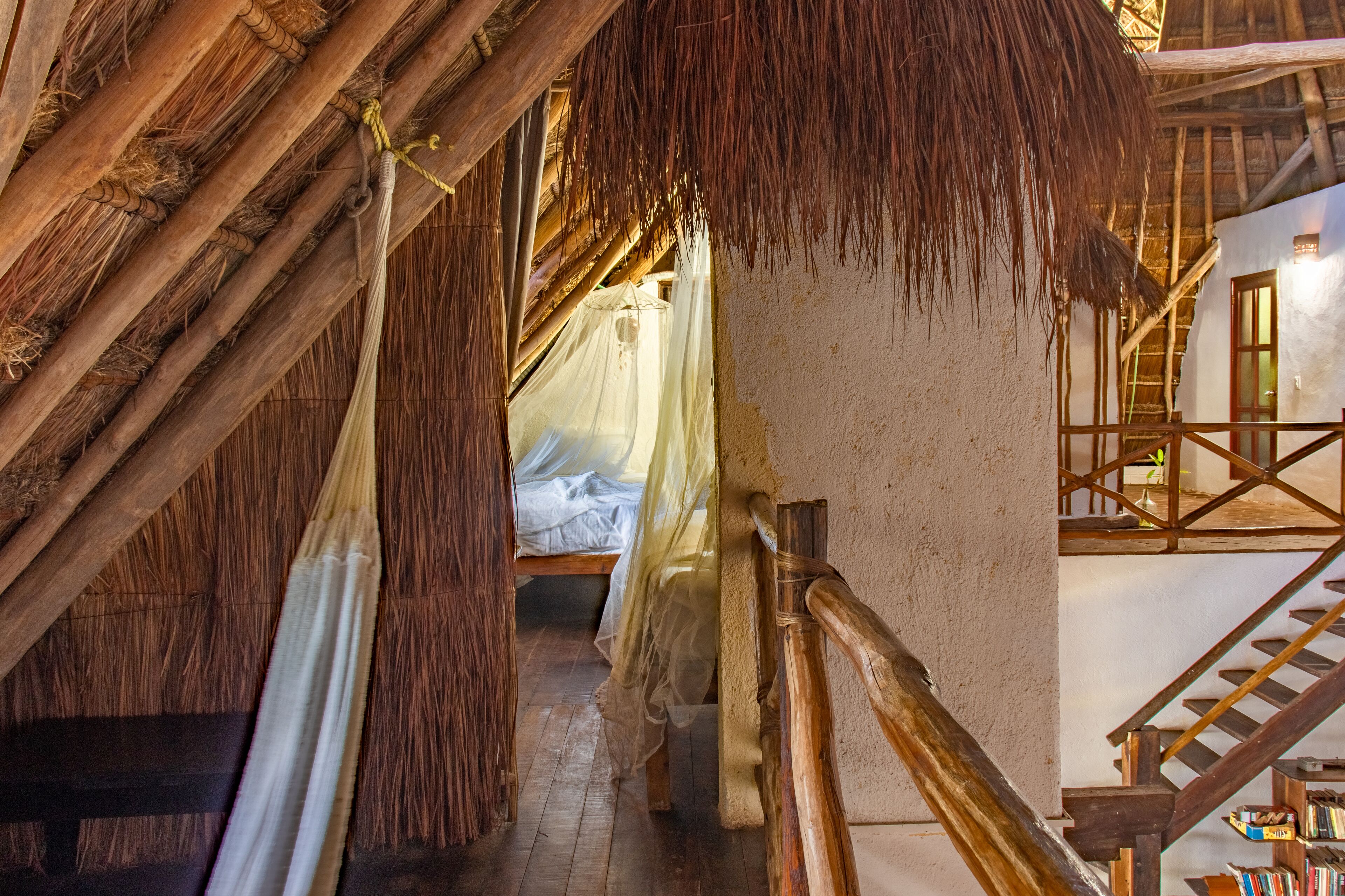 基础双人房 | 高档床上用品、羽绒被、客房内保险箱、熨斗/熨衣板