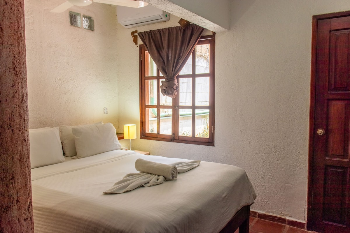 Budget Room For Three | 1 bedroom, premium bedding, down comforters, in-room safe