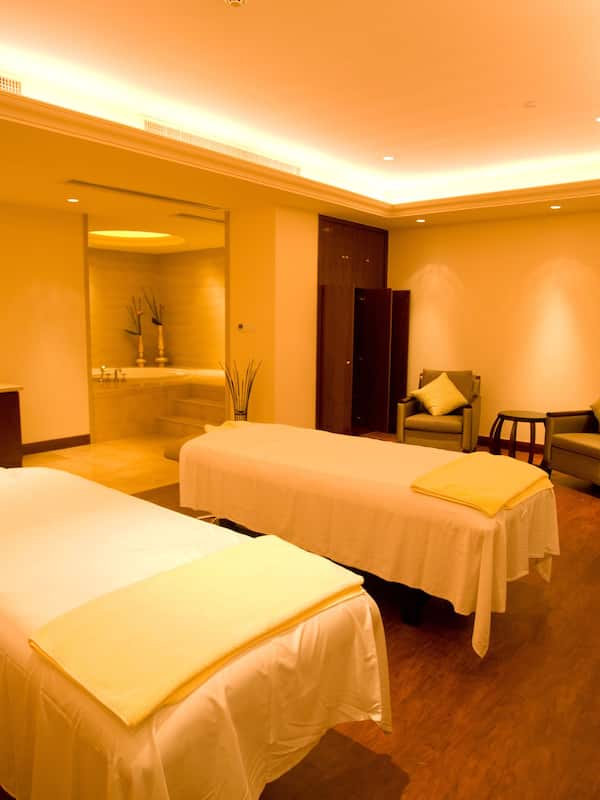 Idroterapia, sale per trattamenti e massaggi