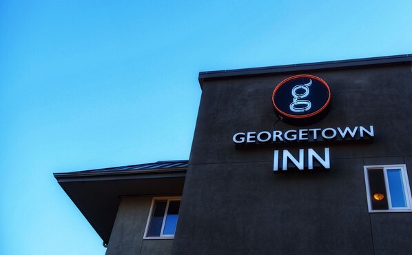 Exterior - Georgetown Inn (Seattle)
