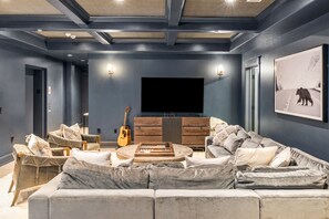 Living area - Element 52, Auberge Collection (Telluride)