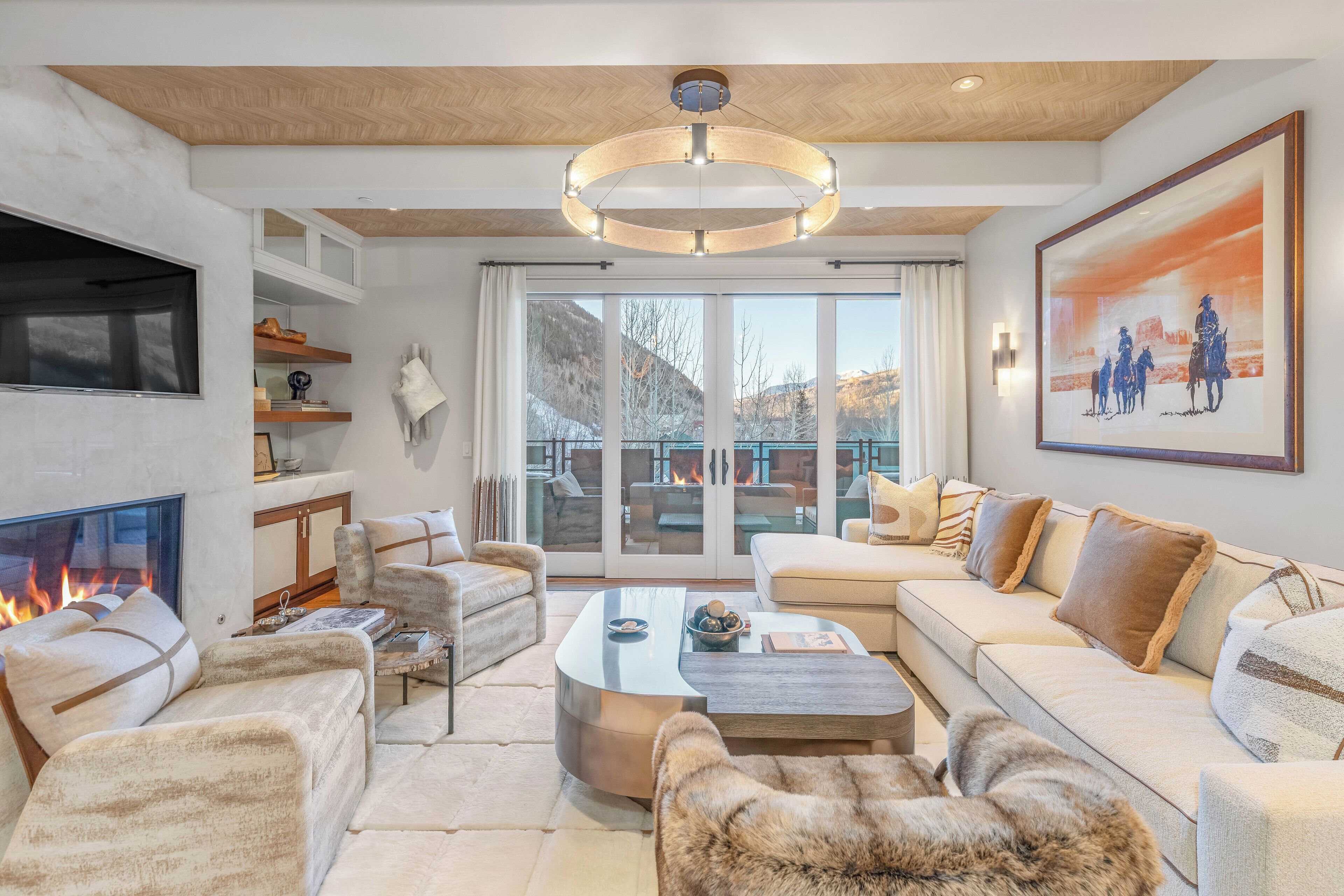 Room, 4 Bedrooms (W303) | Premium bedding, down duvets, in-room safe, individually decorated