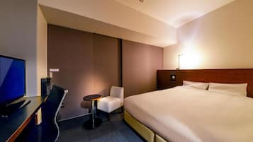 Premium bedding, desk, free WiFi, bed sheets
