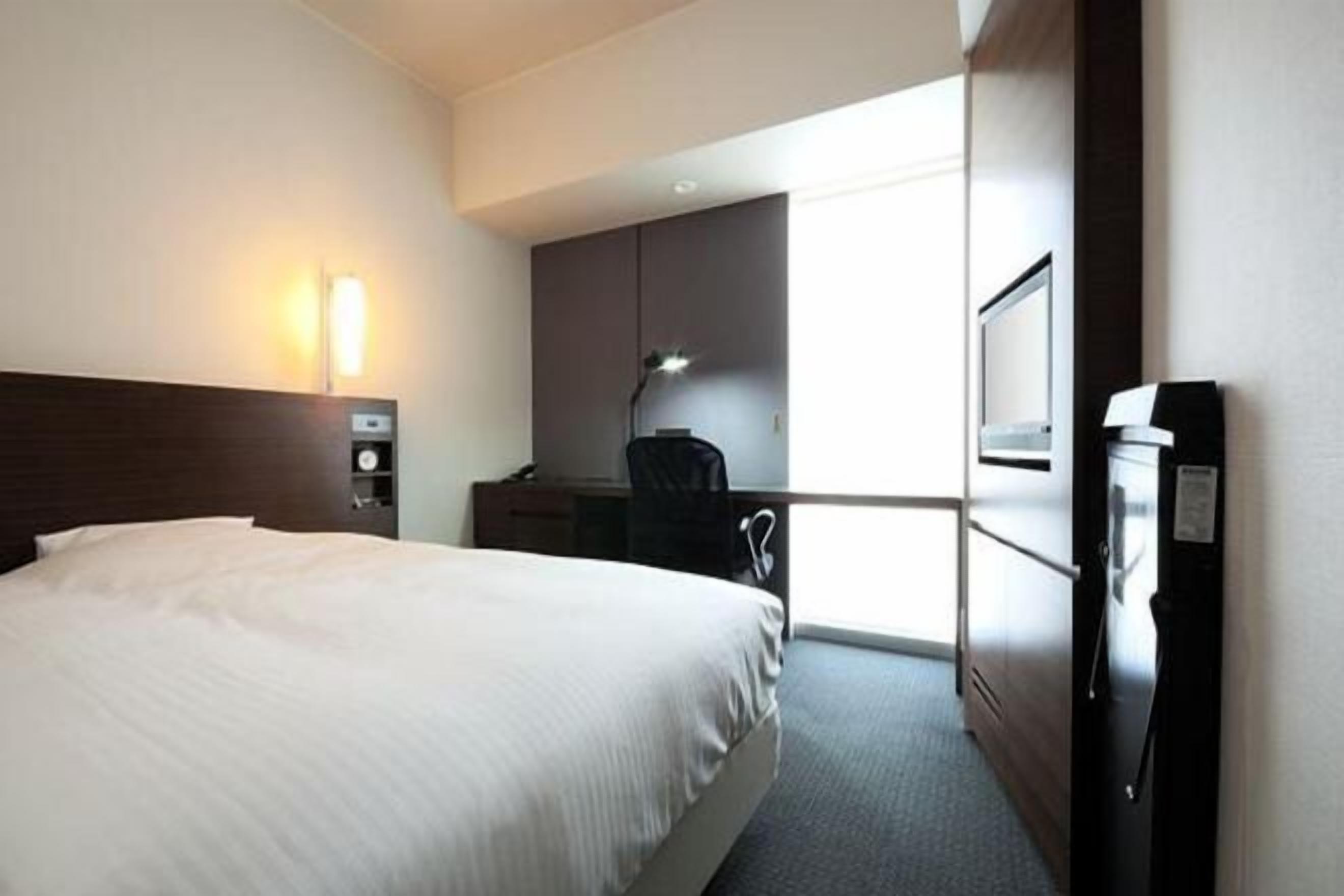 Hochwertige Bettwaren, Schreibtisch, kostenloses WLAN, Bettwäsche