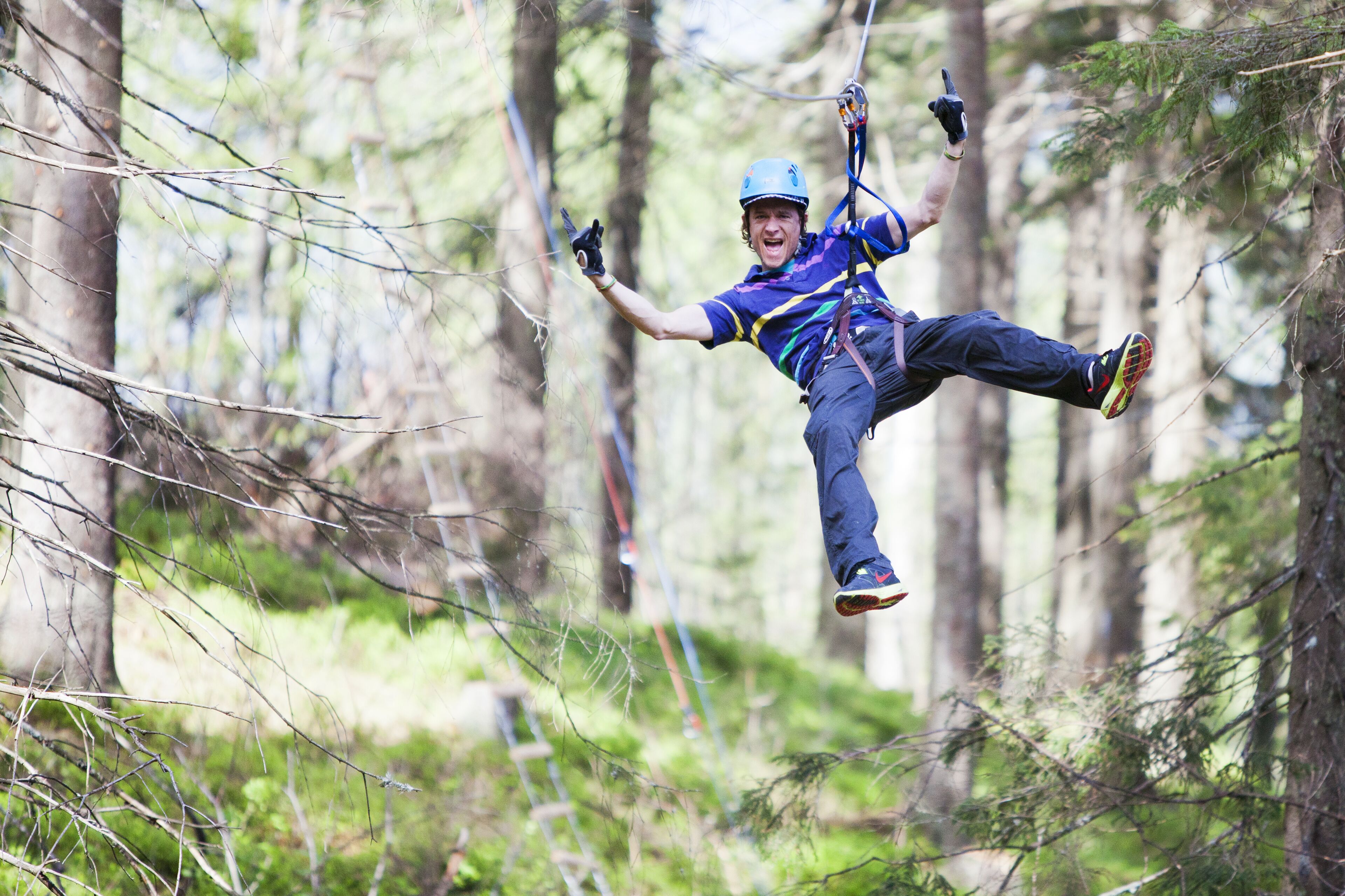 ropes course (team building)