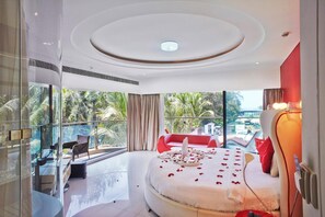 全景套房 | 迷你吧、客房内保险箱、隔音、熨斗/熨板