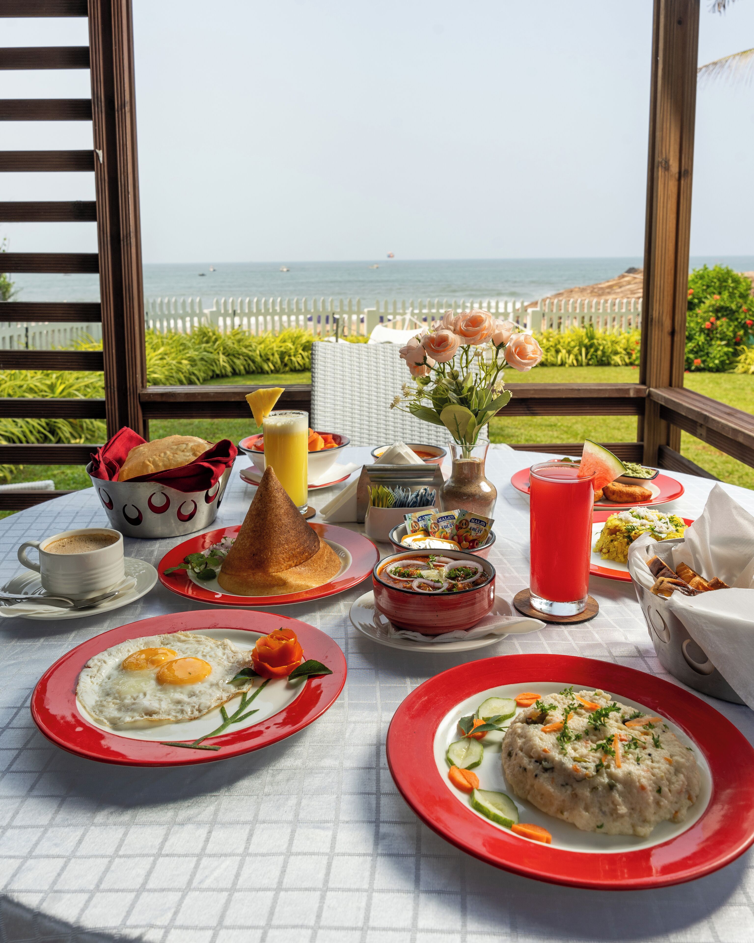 Breakfast, lunch and dinner served