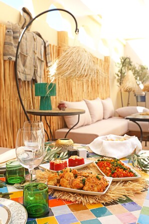 Breakfast and dinner served - Riad Al Badia (Marrakech)