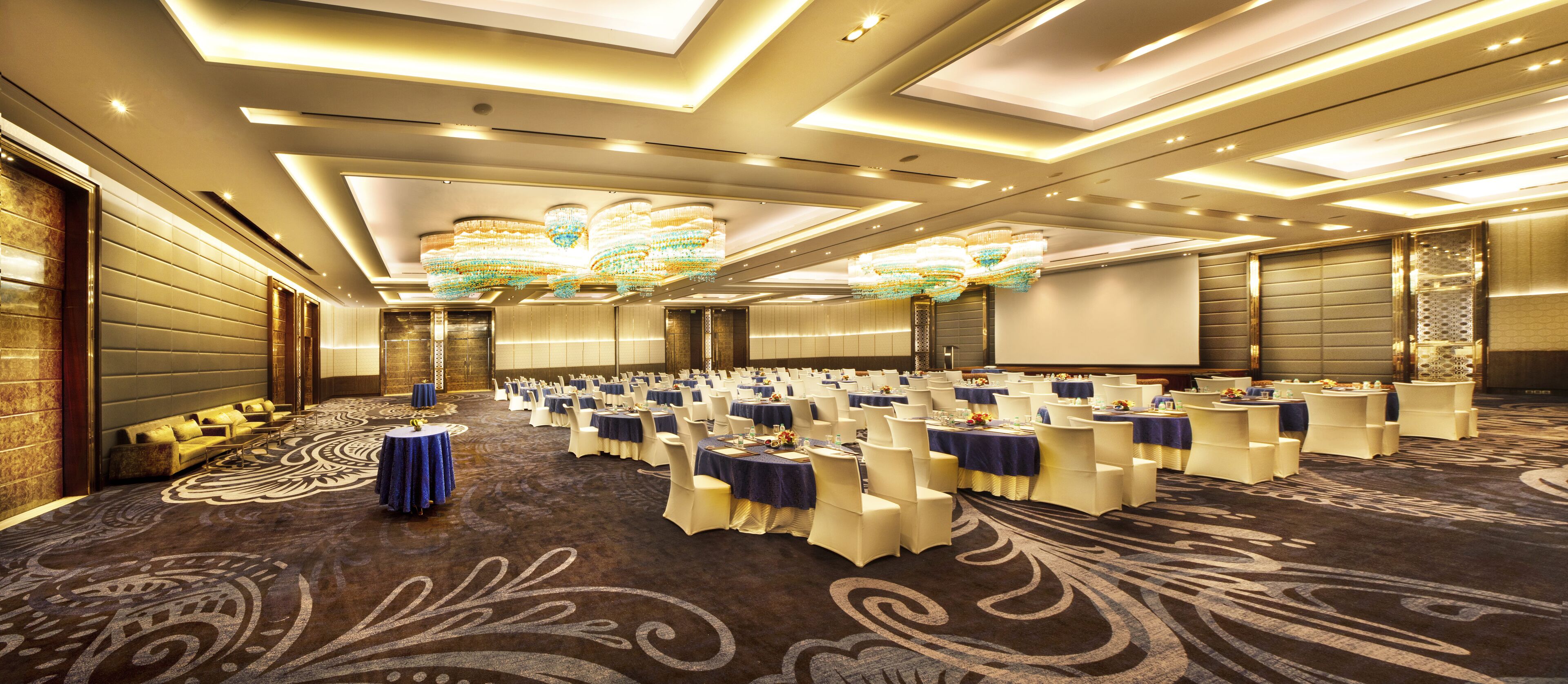 Banquet hall