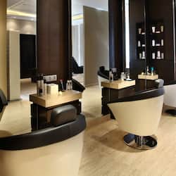 Espace de soins pour les couples, sauna, bain à remous, hammam