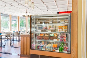 包含每日欧式早餐