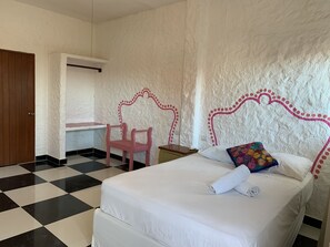 Standard Room, 1 Double Bed | Bed sheets - Hotel Casa Lupita (Isla Holbox)