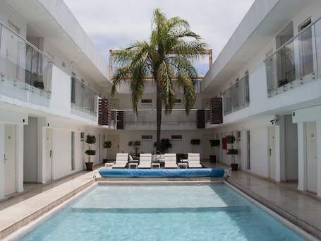 ์ผ์ธ ์์์ฅ