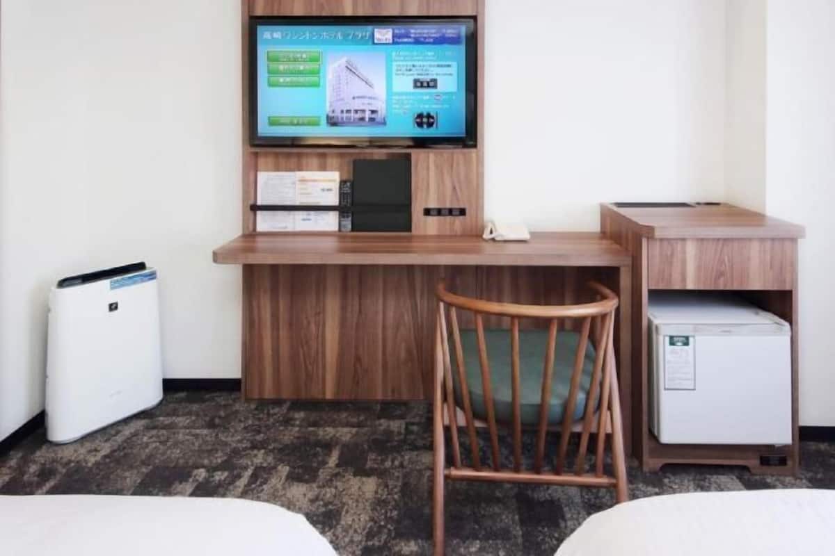 Down comforters, desk, blackout drapes, free WiFi
