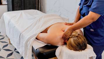 Massagens com pedras quentes, massagens musculares profundas
