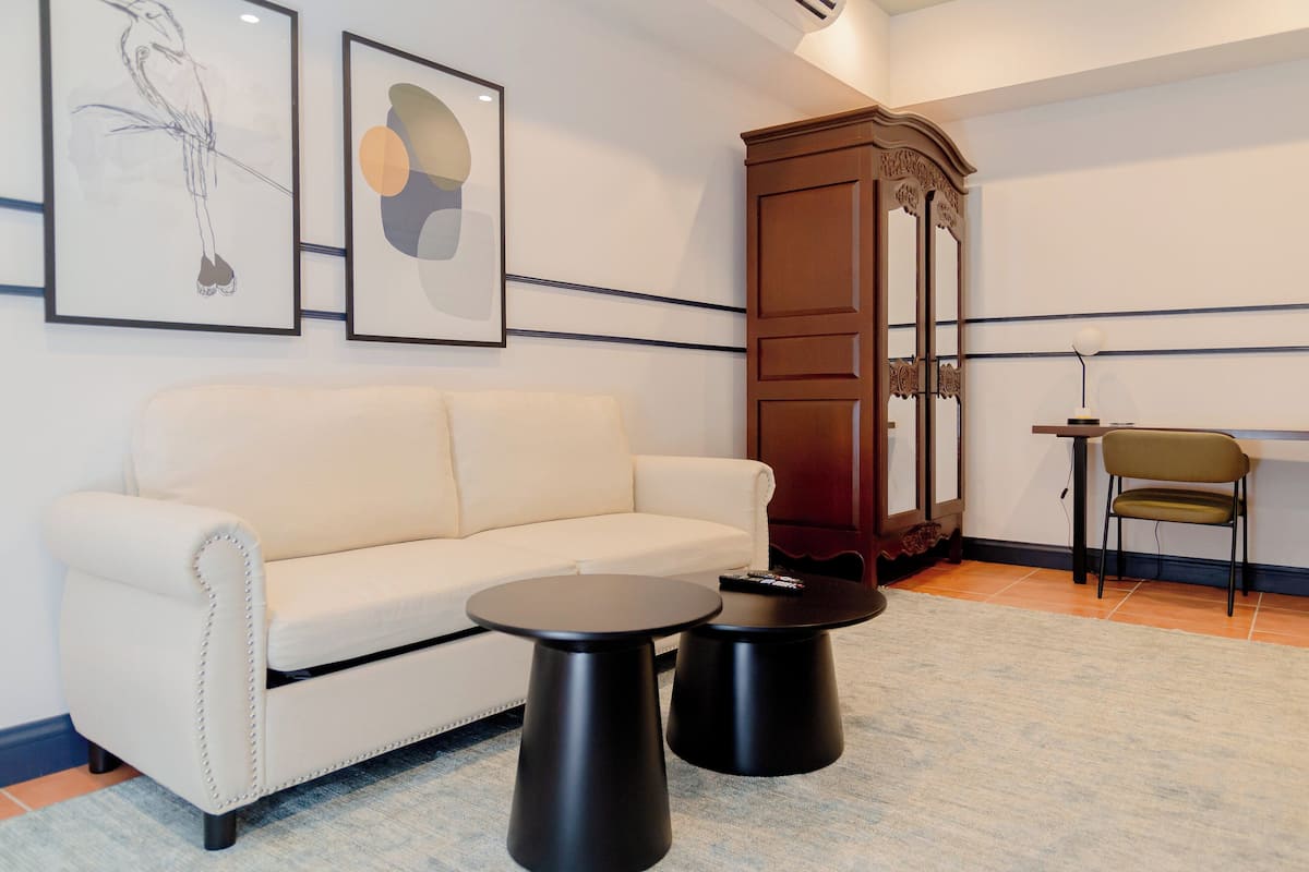 Suite, 1 Queen-Bett | Zimmerausstattung