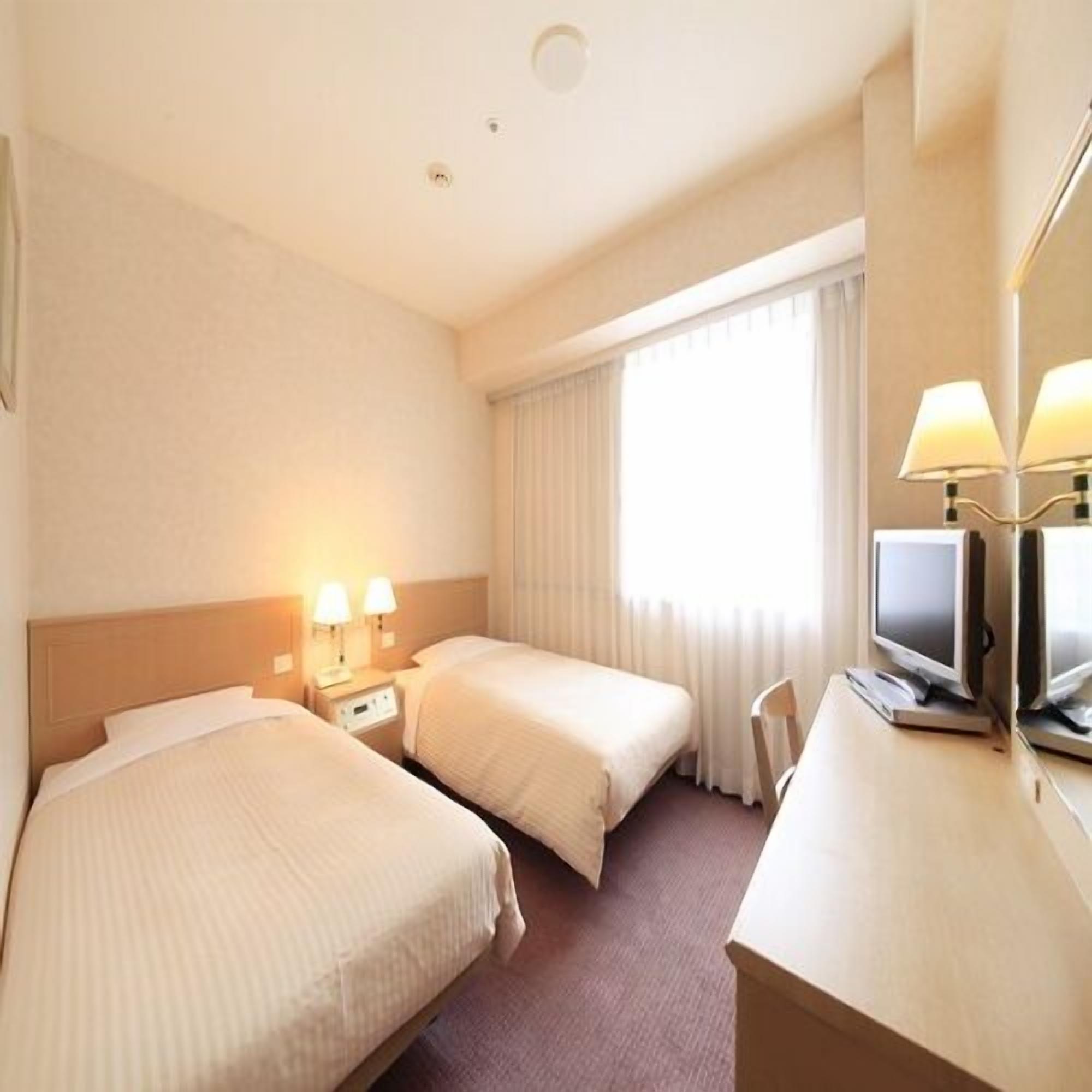 Desk, WiFi (free), bed sheets