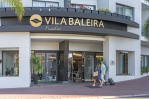 Front of property - Vila Baleira Funchal (Funchal)