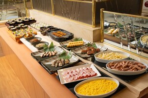 Café da manhã com buffet todos os dias (JPY 1460 por pessoa) 