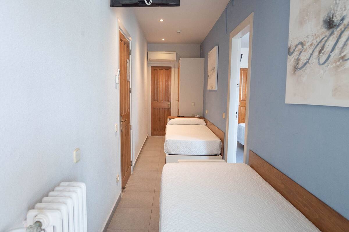 minibar, in-room safe, desk, free wifi