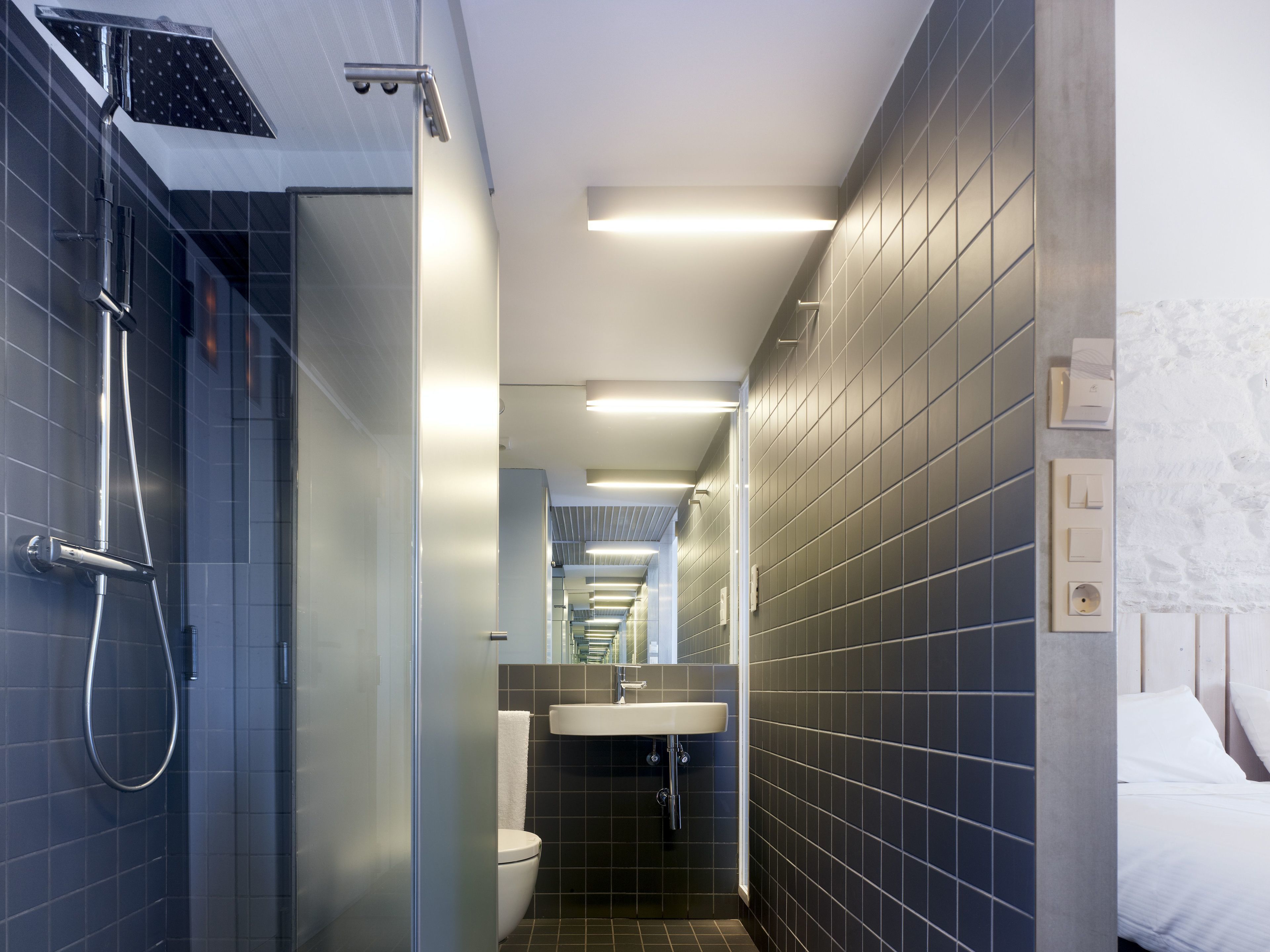 double or twin room | bathroom | free toiletries, hair dryer, towels