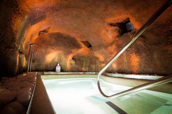 Hammam, hammam, soins corporels, massages aux pierres chaudes