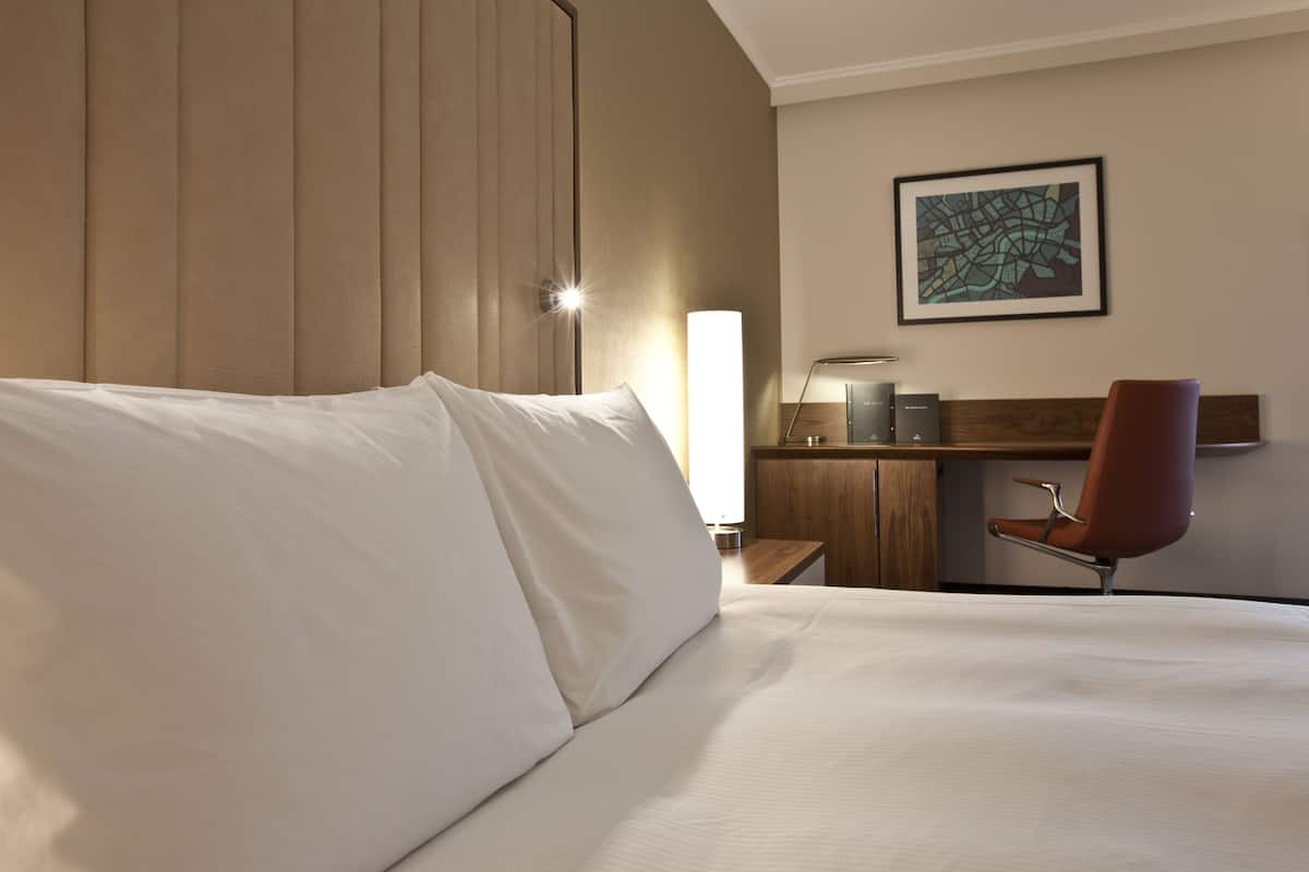 Minibar, in-room safe, desk, laptop workspace