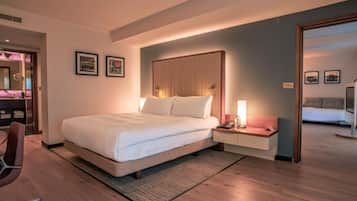 Minibar, in-room safe, desk, laptop workspace